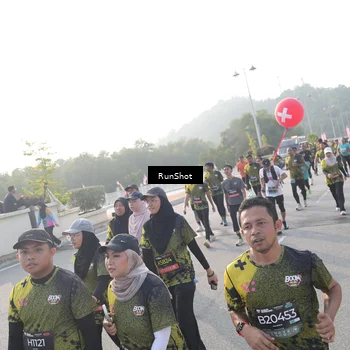 Runner Photo 6877657