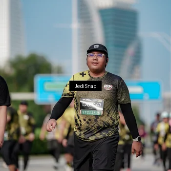 Runner Photo 6877675