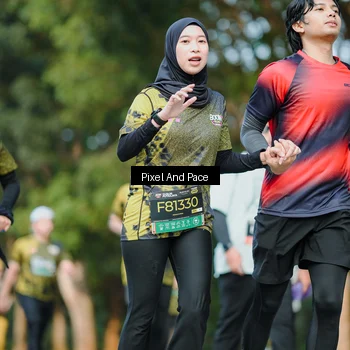 Runner Photo 6877679
