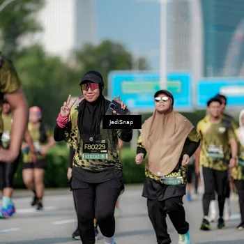 Runner Photo 6877683
