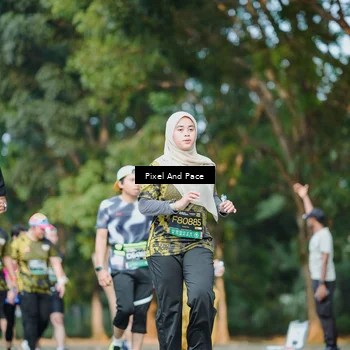 Runner Photo 6877696