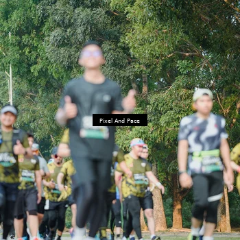 Runner Photo 6877707
