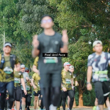 Runner Photo 6877743