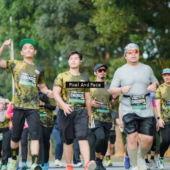 Runner Photo 6877749