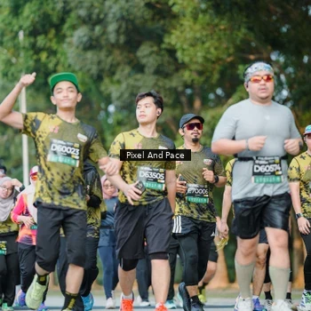 Runner Photo 6877751