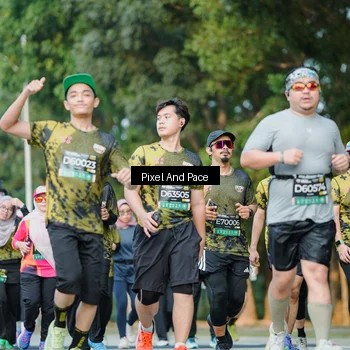 Runner Photo 6877752