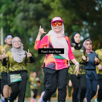 Runner Photo 6877778