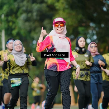 Runner Photo 6877782