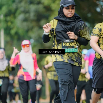 Runner Photo 6877800