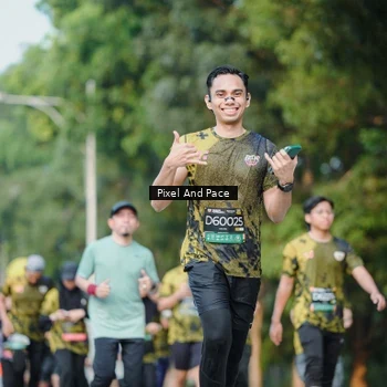 Runner Photo 6877846