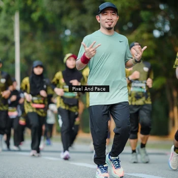 Runner Photo 6877849