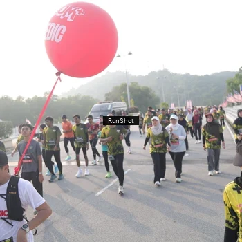 Runner Photo 6877850