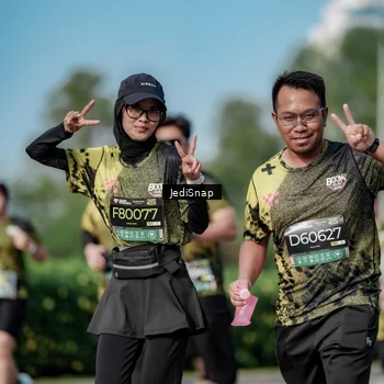 Runner Photo 6877855