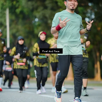 Runner Photo 6877860