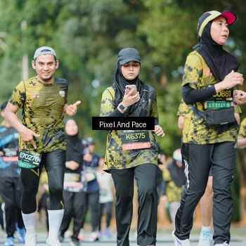 Runner Photo 6877869