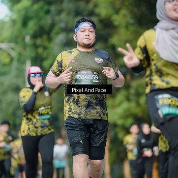 Runner Photo 6877877
