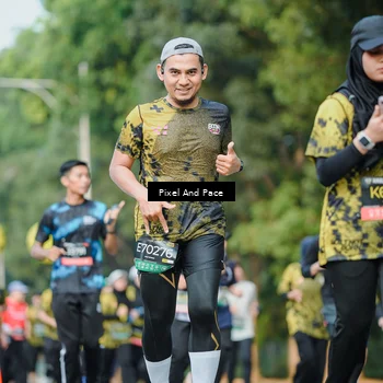 Runner Photo 6877883