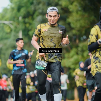 Runner Photo 6877887