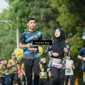 Runner Photo 6877893