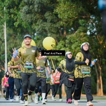 Runner Photo 6877903