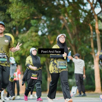 Runner Photo 6877912