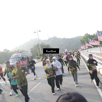 Runner Photo 6877916