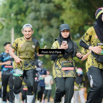 Runner Photo 6877922