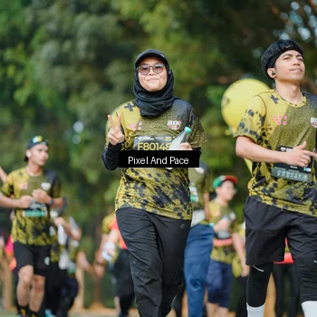Runner Photo 6877937