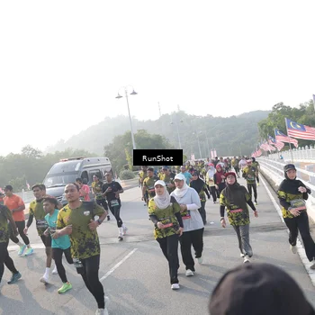 Runner Photo 6877945