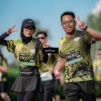 Runner Photo 6877951