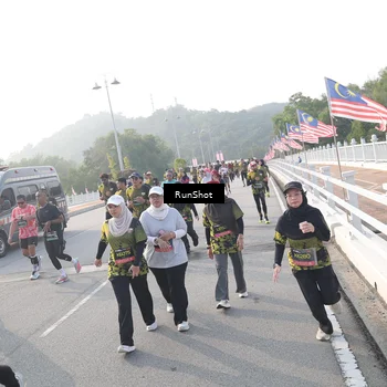 Runner Photo 6877957