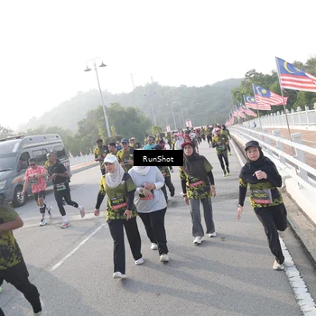 Runner Photo 6877958