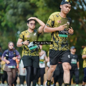Runner Photo 6877965