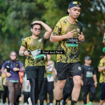 Runner Photo 6877967