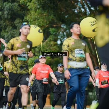 Runner Photo 6877971