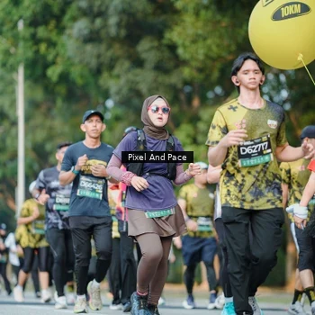 Runner Photo 6877974
