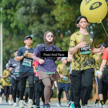 Runner Photo 6877988