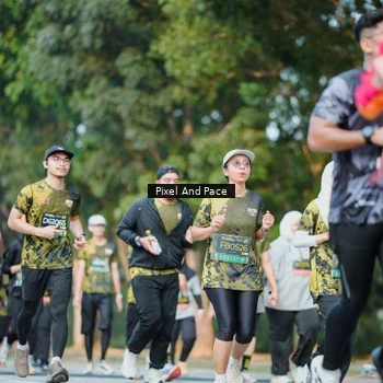 Runner Photo 6878001