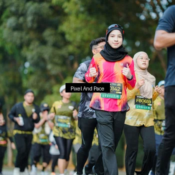 Runner Photo 6878002