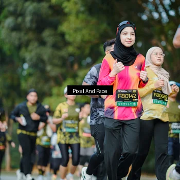 Runner Photo 6878005