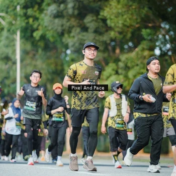 Runner Photo 6878014