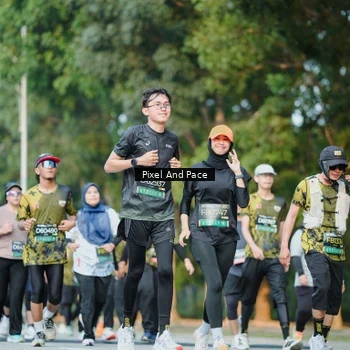 Runner Photo 6878029