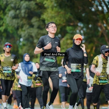 Runner Photo 6878038
