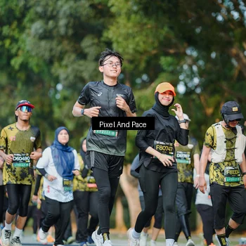 Runner Photo 6878044