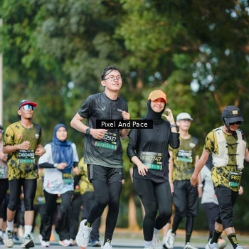 Runner Photo 6878048