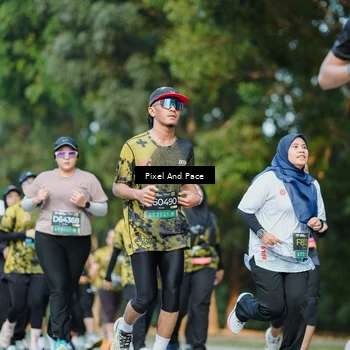 Runner Photo 6878057