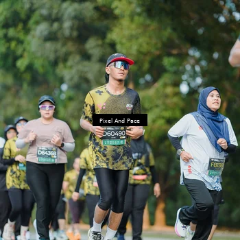 Runner Photo 6878074