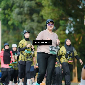 Runner Photo 6878078