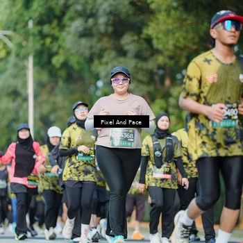 Runner Photo 6878095