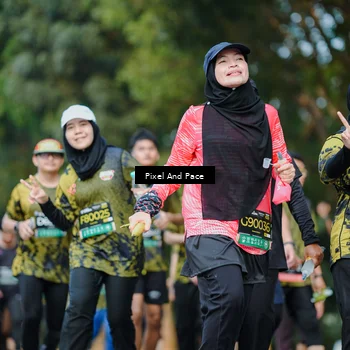 Runner Photo 6878102